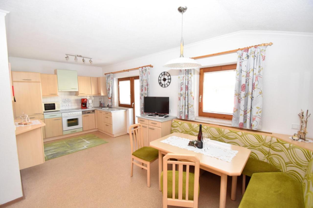 Haus Waldner Apartment Aschau Im Zillertal ภายนอก รูปภาพ